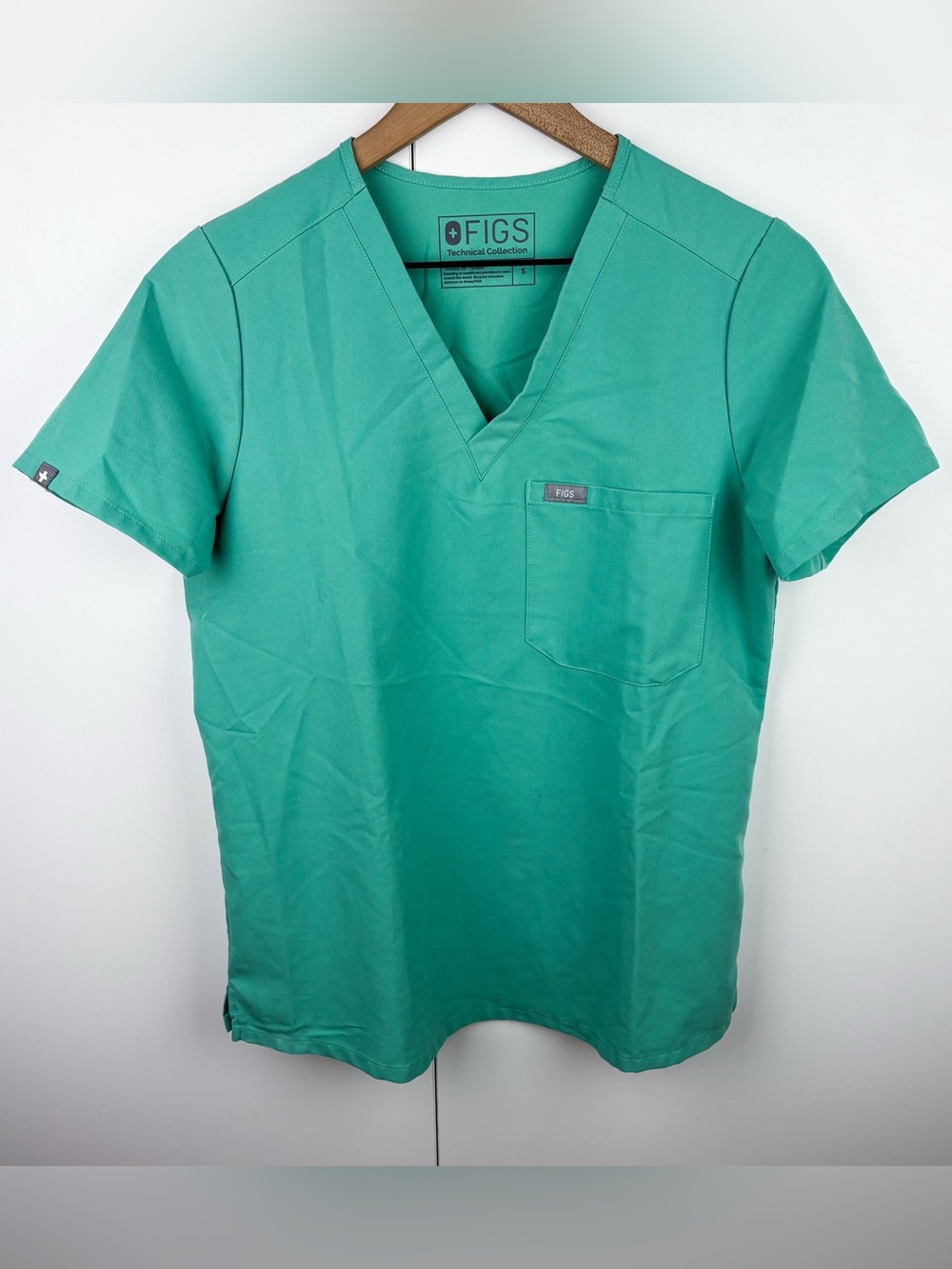 Figs Catarina One Pocket Scrub Top Surgical Green Small Medical Doctor Nurse